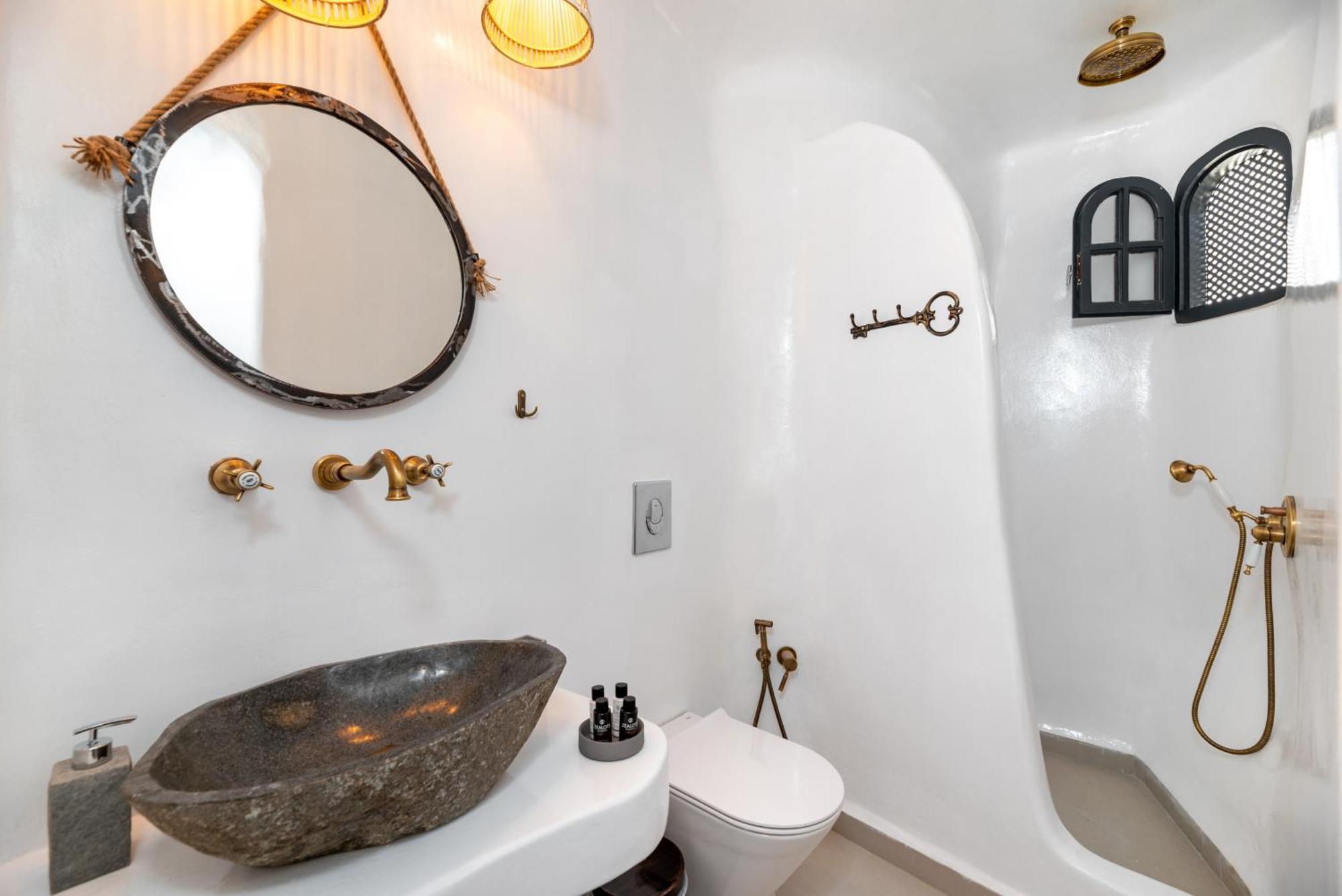 Deep Cave Suites Kontochori Fira  Esterno foto