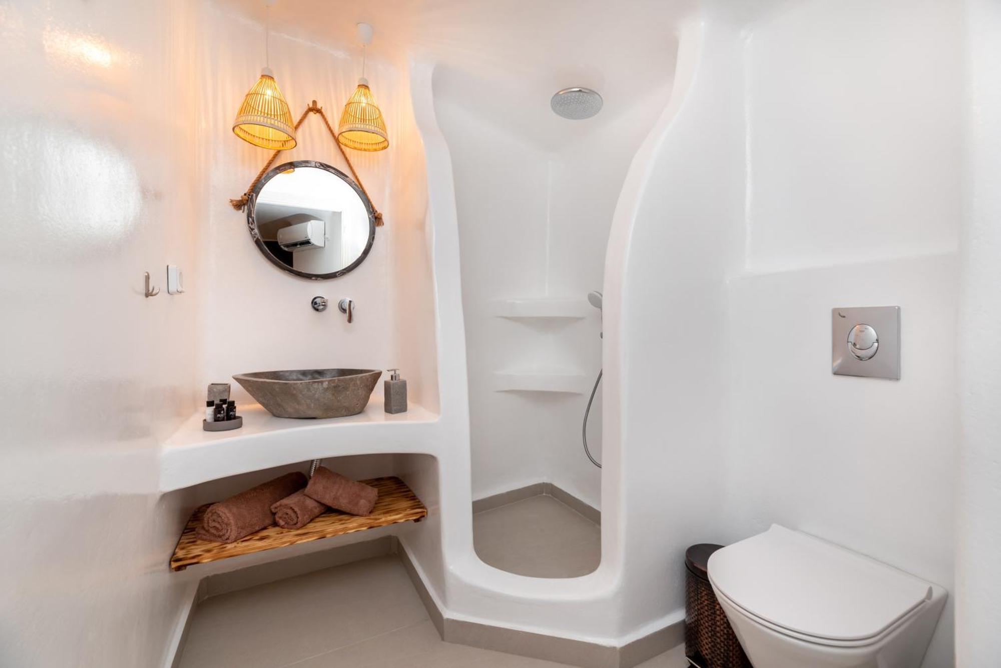 Deep Cave Suites Kontochori Fira  Esterno foto